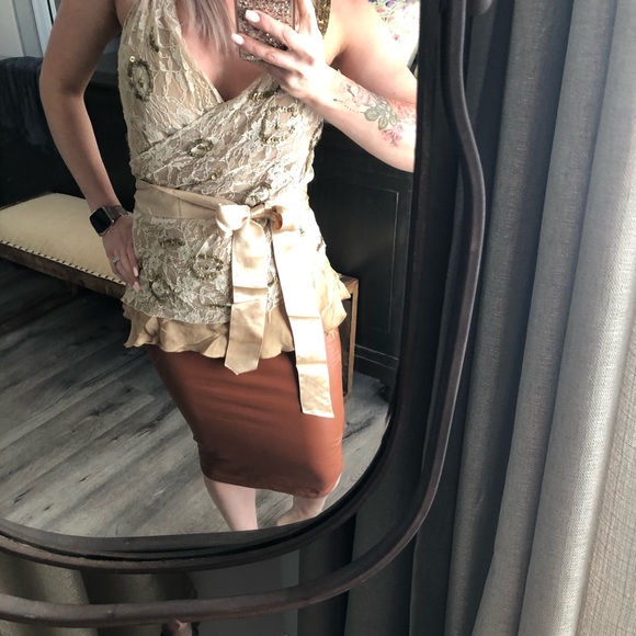 Head turning boutique vintage wrap top - Picture 4 of 4